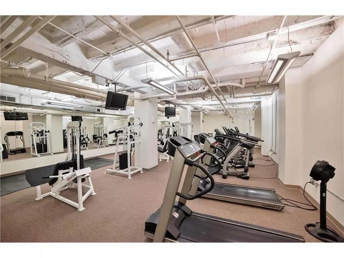 Designer Downtown Condo Suite - Splendid View Des Moines Eksteriør bilde